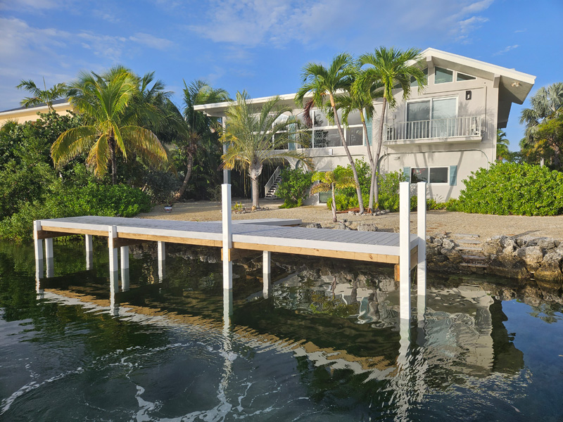 BOAT DOCKS